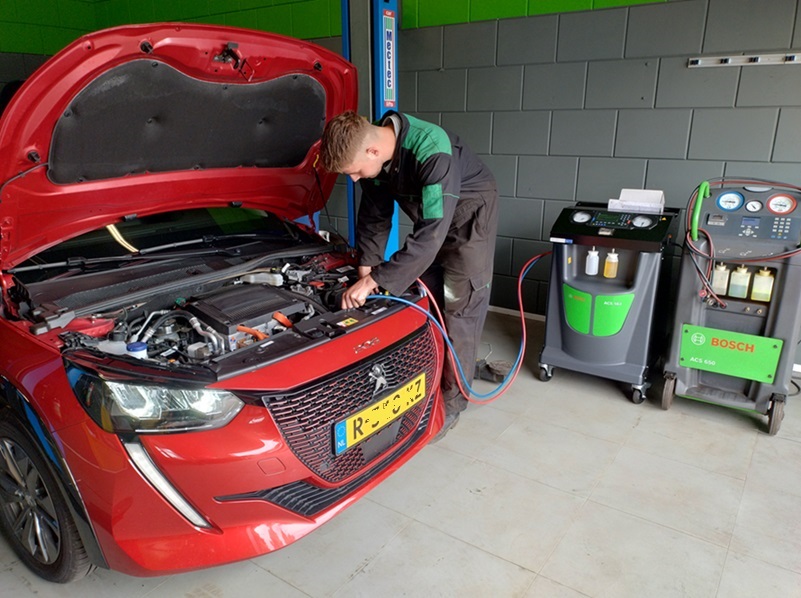 auto-airco-bijvullen-noord-groningen